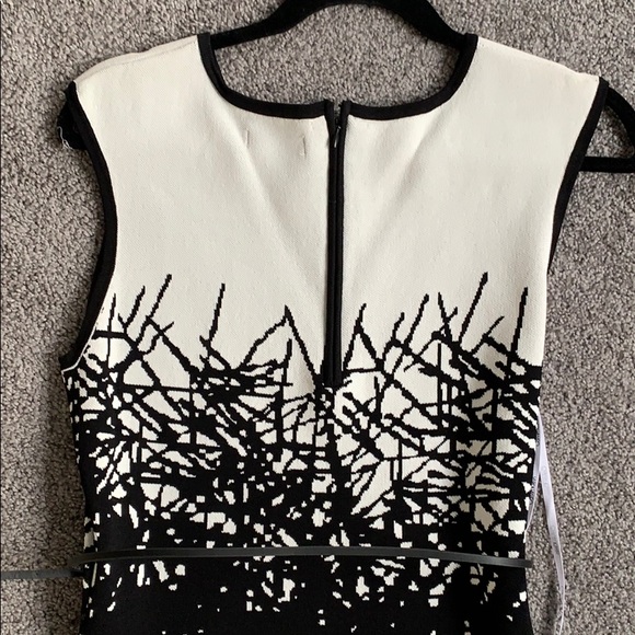 Perfect condition black and white bodycon dress - Picture 4 of 4